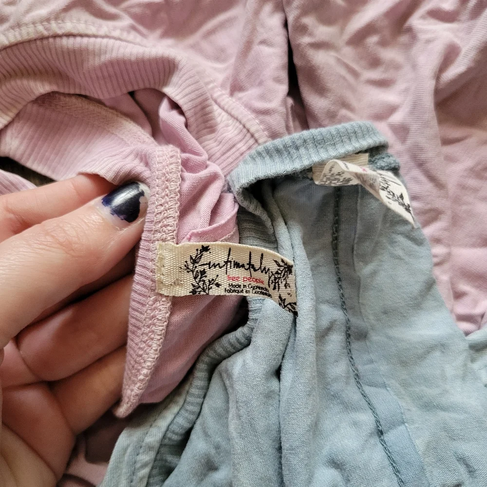 Two Intimately Free People Tops size Small - Picture 3 of 3